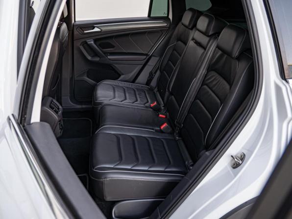 Volkswagen Tiguan II Рестайлинг с пробегом 2021 года, цена 3 625 000 рублей, 139308 км, внедорожник, Автокод Объявления