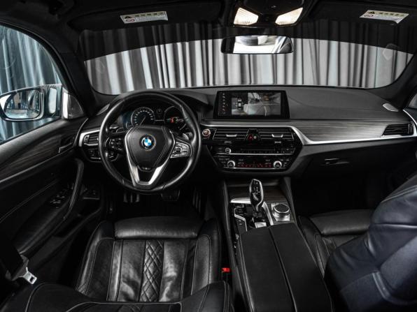 BMW 5 серии VII (G30/G31/G38) с пробегом 2017 года, цена 2 899 000 рублей, 198736 км, седан, Автокод Объявления