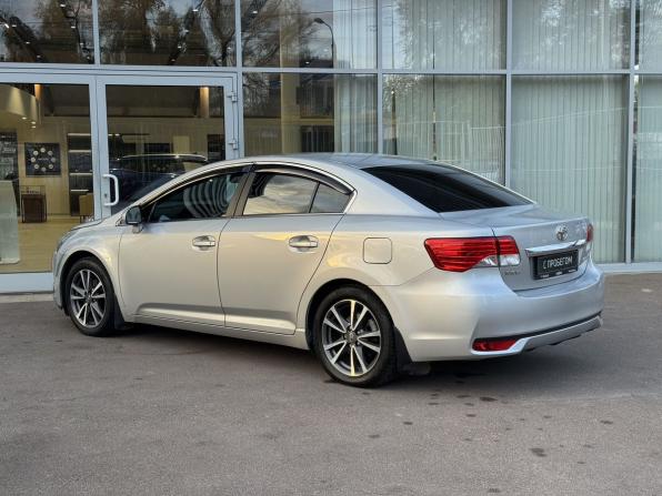 Toyota Avensis III Рестайлинг с пробегом 2012 года, цена 1 299 000 рублей, 239000 км, седан, Автокод Объявления