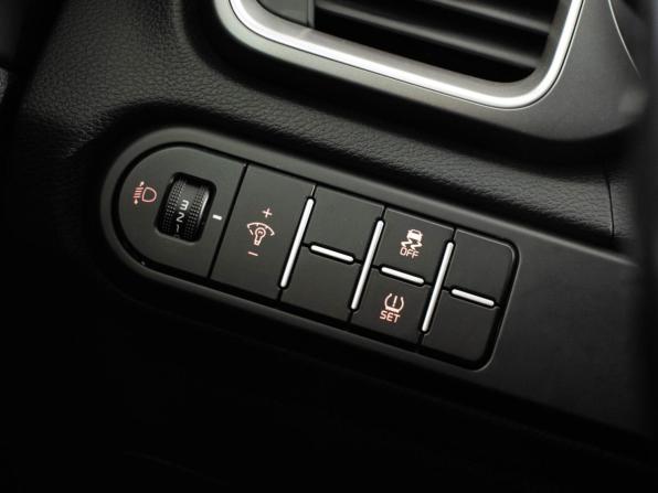 Kia Ceed III с пробегом 2021 года, цена 1 831 000 рублей, 105000 км, универсал, Автокод Объявления