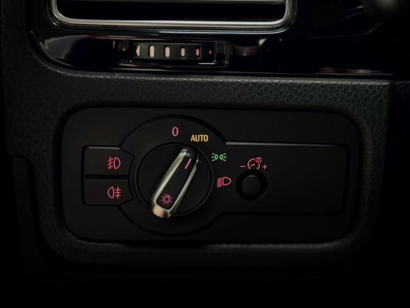 Volkswagen Touareg II с пробегом 2013 года, цена 2 550 000 рублей, 208216 км, внедорожник, Автокод Объявления
