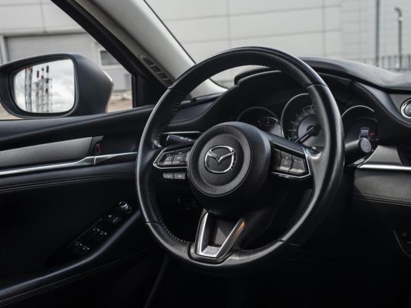 Mazda 6 III (GJ) Рестайлинг 2 с пробегом 2018 года, цена 2 848 000 рублей, 97500 км, седан, Автокод Объявления