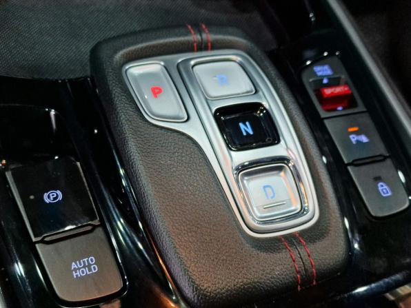 Hyundai Lafesta I Рестайлинг с пробегом 2023 года, цена 2 550 000 рублей, 15500 км, седан, Автокод Объявления