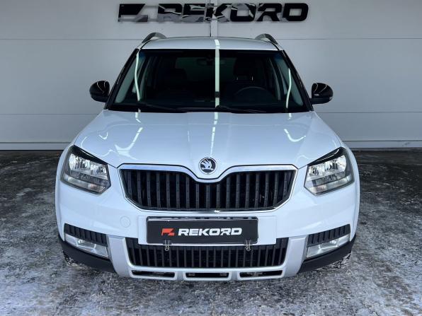 Skoda Yeti I Рестайлинг с пробегом 2016 года, цена 1 415 000 рублей, 127589 км, внедорожник, Автокод Объявления