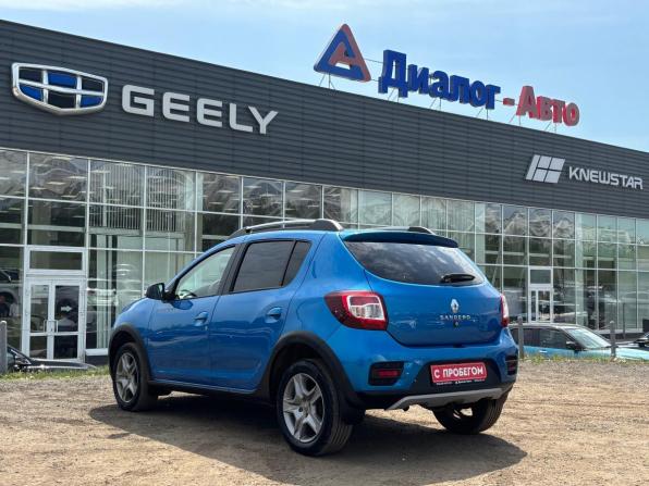 Renault Sandero II Рестайлинг с пробегом 2020 года, цена 1 100 000 рублей, 98824 км, хэтчбек, Автокод Объявления