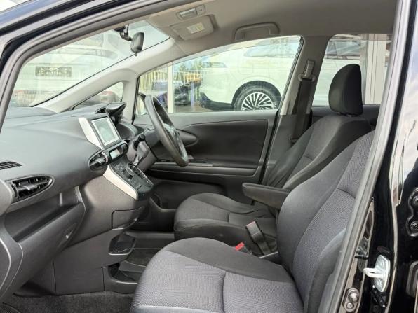 Toyota Wish II Рестайлинг с пробегом 2014 года, цена 1 300 000 рублей, 184881 км, минивэн, Автокод Объявления