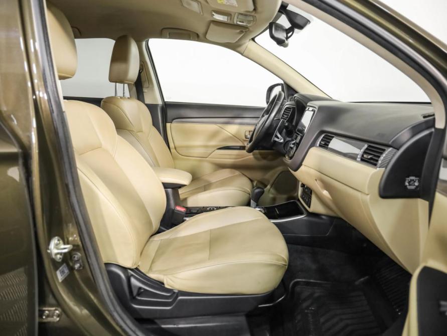Mitsubishi Outlander III Рестайлинг 3 Санкт-Петербург  - изображение 22