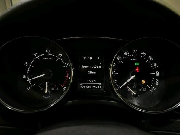 Skoda Superb II с пробегом 2010 года, цена 825 000 рублей, 221239 км, лифтбек, Автокод Объявления