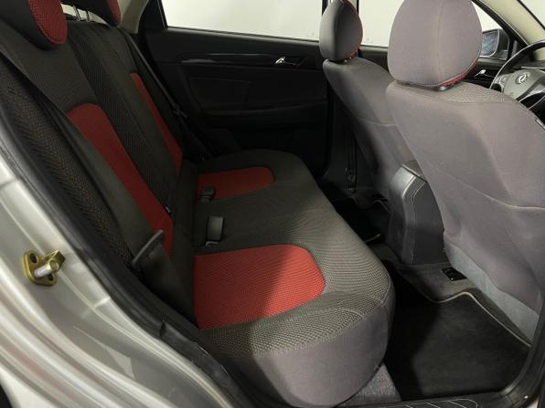 Dongfeng H30 Cross с пробегом 2016 года, цена 550 000 рублей, 124710 км, хэтчбек, Автокод Объявления