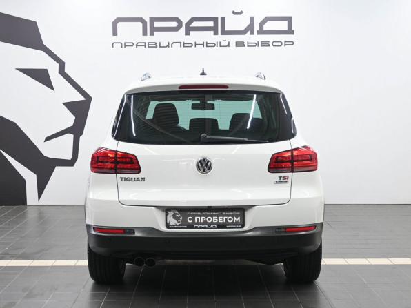 Volkswagen Tiguan I Рестайлинг с пробегом 2015 года, цена 1 599 900 рублей, 159348 км, внедорожник, Автокод Объявления