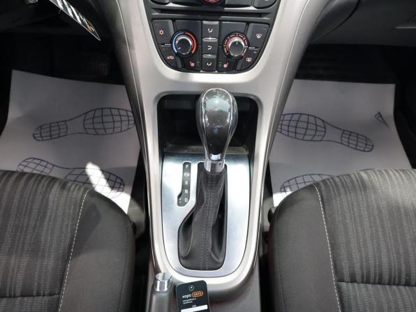Opel Astra J с пробегом 2011 года, цена 660 000 рублей, 158073 км, универсал, Автокод Объявления