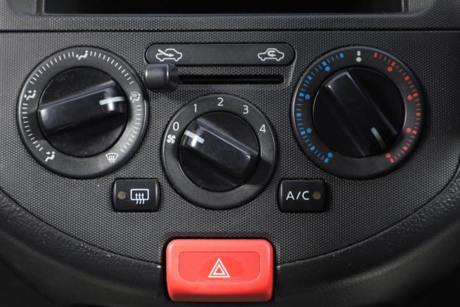 Nissan AD III с пробегом 2015 года, цена 859 000 рублей, 201000 км, универсал, Автокод Объявления