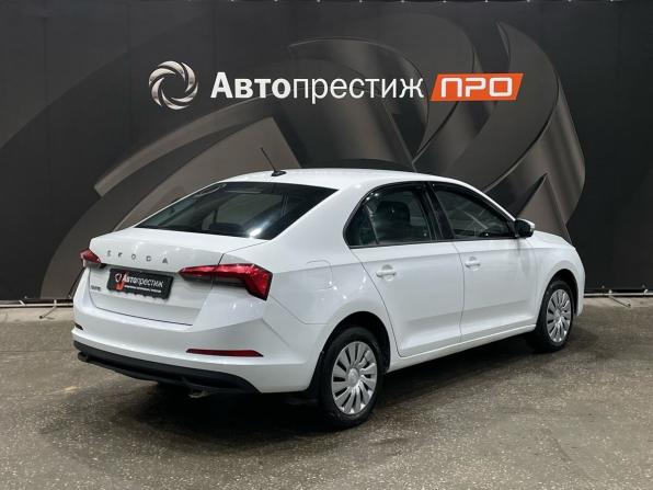 Skoda Rapid II с пробегом 2020 года, цена 1 170 000 рублей, 104700 км, лифтбек, Автокод Объявления