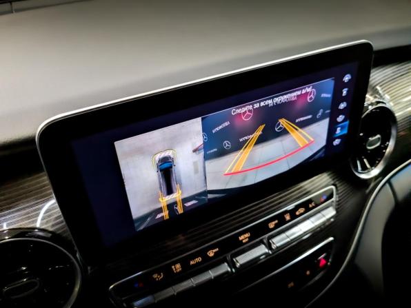 Mercedes-Benz V-Класс III (W447) Рестайлинг с пробегом 2022 года, цена 9 750 000 рублей, 17501 км, минивэн, Автокод Объявления