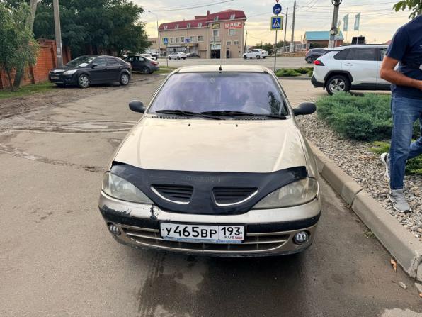 Renault Megane I Рестайлинг с пробегом 1999 года, цена 150 000 рублей, 252009 км, седан, Автокод Объявления