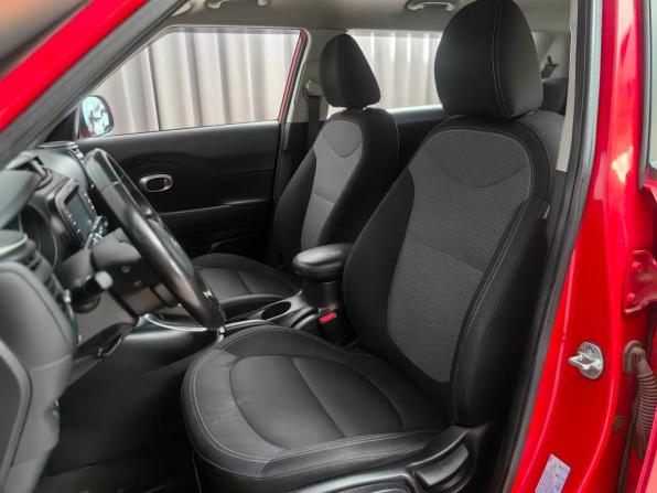 Kia Soul II Рестайлинг с пробегом 2018 года, цена 1 499 000 рублей, 108030 км, хэтчбек, Автокод Объявления