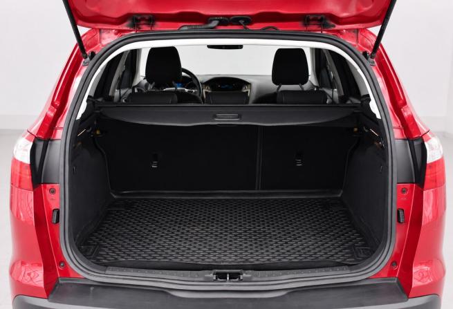 Ford Focus III с пробегом 2013 года, цена 890 000 рублей, 175154 км, универсал, Автокод Объявления