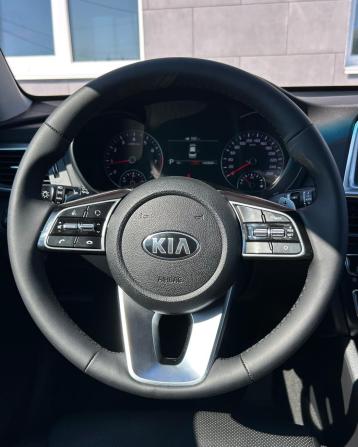Kia Optima IV Рестайлинг с пробегом 2018 года, цена 2 060 000 рублей, 142890 км, седан, Автокод Объявления