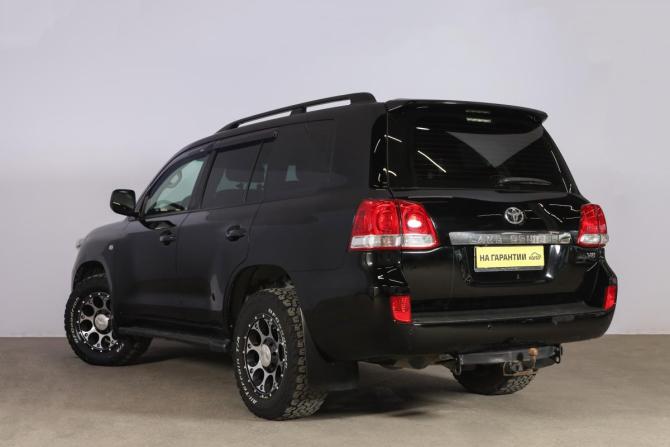 Toyota Land Cruiser 200 Series с пробегом 2010 года, цена 3 099 000 рублей, 255617 км, внедорожник, Автокод Объявления