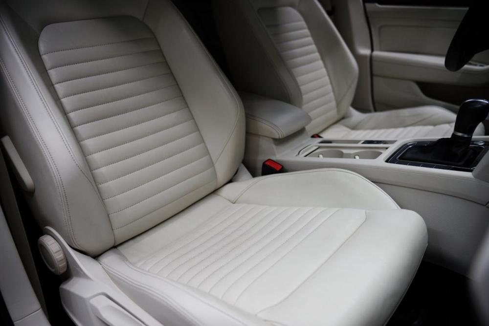 Volkswagen Passat B8 Крым  - изображение 25