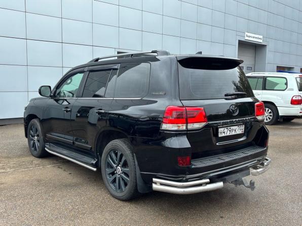 Toyota Land Cruiser 200 Series Рестайлинг 2 с пробегом 2016 года, цена 4 500 000 рублей, 284846 км, внедорожник, Автокод Объявления