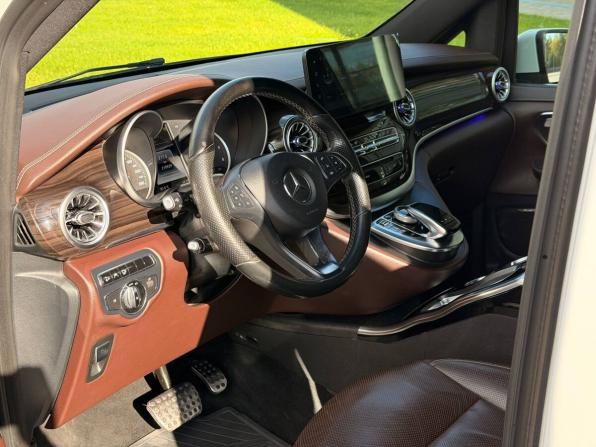Mercedes-Benz V-Класс III (W447) с пробегом 2016 года, цена 4 100 000 рублей, 210929 км, минивэн, Автокод Объявления