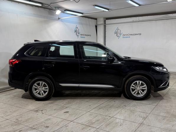 Mitsubishi Outlander III Рестайлинг 3 с пробегом 2019 года, цена 2 119 800 рублей, 115500 км, внедорожник, Автокод Объявления