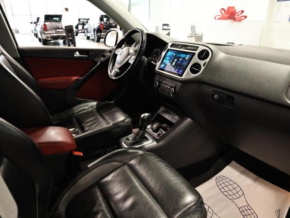 Volkswagen Tiguan I Рестайлинг с пробегом 2013 года, цена 1 350 000 рублей, 130503 км, внедорожник, Автокод Объявления