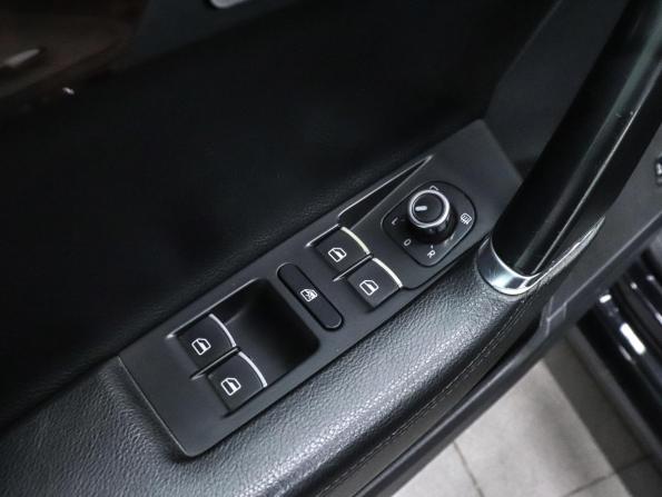 Volkswagen Passat B7 с пробегом 2012 года, цена 1 020 000 рублей, 239930 км, седан, Автокод Объявления