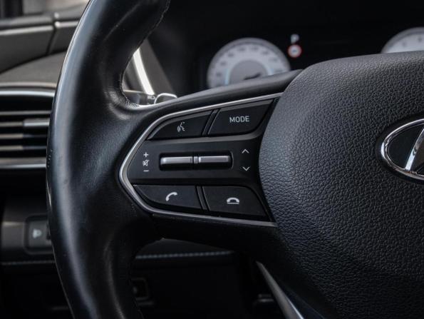 Hyundai Santa Fe IV Рестайлинг с пробегом 2022 года, цена 2 800 000 рублей, 159638 км, внедорожник, Автокод Объявления