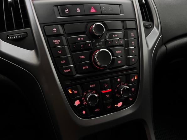 Opel Astra J Рестайлинг с пробегом 2013 года, цена 785 000 рублей, 113325 км, хэтчбек, Автокод Объявления