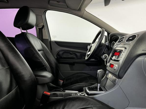Ford Focus II Рестайлинг с пробегом 2010 года, цена 419 900 рублей, 489000 км, универсал, Автокод Объявления