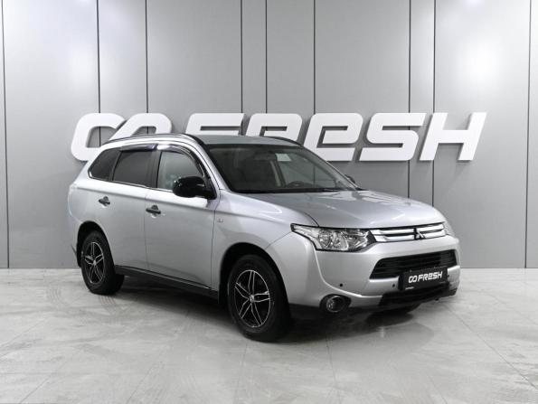 Mitsubishi Outlander III с пробегом 2014 года, цена 1 549 000 рублей, 93618 км, внедорожник, Автокод Объявления