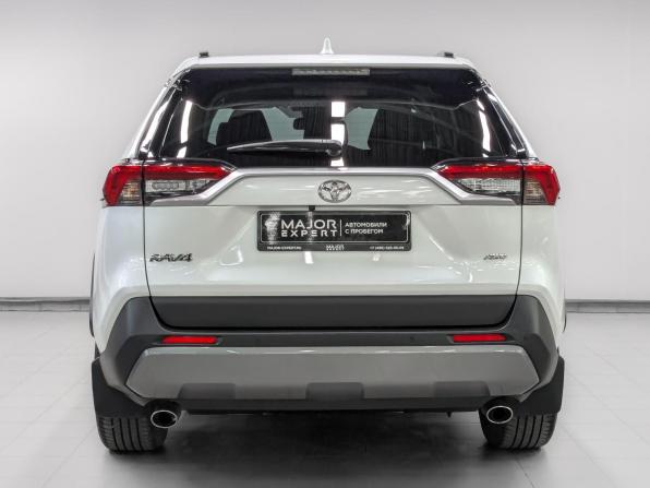 Toyota RAV4 V (XA50) с пробегом 2022 года, цена 3 890 000 рублей, 39291 км, внедорожник, Автокод Объявления