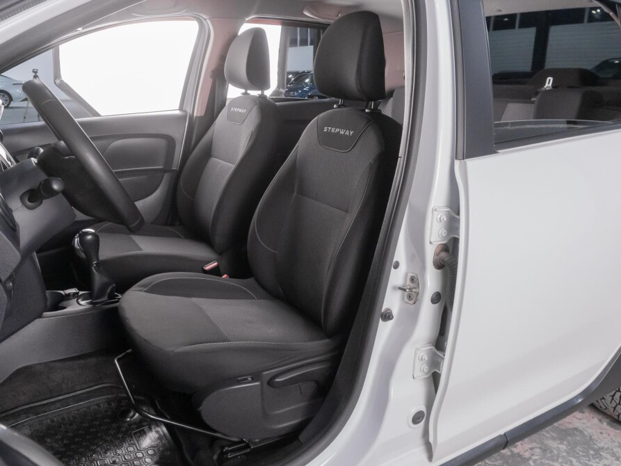 Renault Logan II Рестайлинг Сургут  - изображение 10