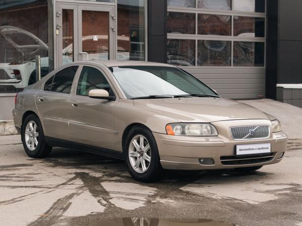 Volvo S60 I Рестайлинг с пробегом 2005 года, цена 550 000 рублей, 272376 км, седан, Автокод Объявления