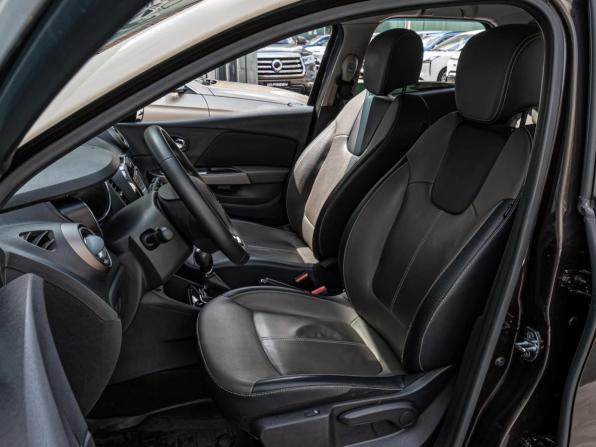 Renault Kaptur I с пробегом 2017 года, цена 1 425 000 рублей, 71453 км, внедорожник, Автокод Объявления