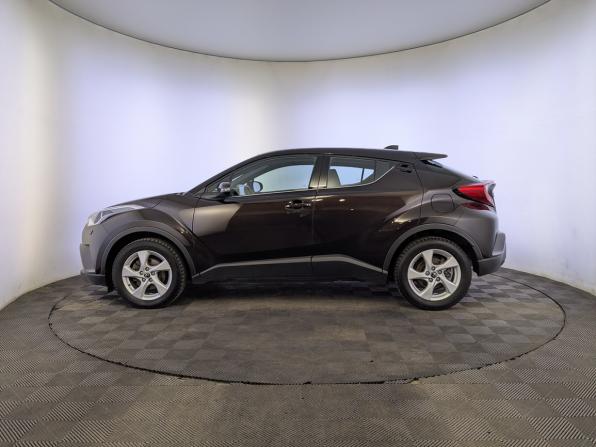 Toyota C-HR I с пробегом 2019 года, цена 2 650 000 рублей, 46448 км, внедорожник, Автокод Объявления