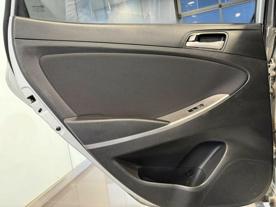 Hyundai Solaris I Рестайлинг Подольск  - изображение 15