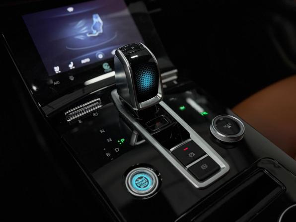 Chery Tiggo 8 Pro e+ с пробегом 2023 года, цена 2 475 000 рублей, 49800 км, внедорожник, Автокод Объявления