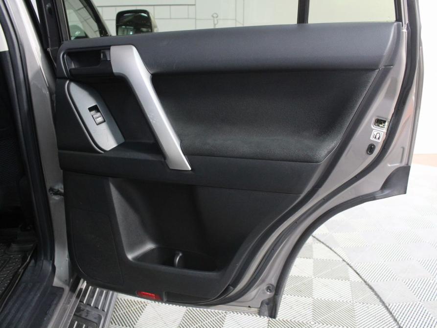 Toyota Land Cruiser Prado 150 Series Рестайлинг 2 Москва  - изображение 23