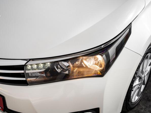Toyota Corolla XI (E160 E170 E180) с пробегом 2013 года, цена 1 260 500 рублей, 166876 км, седан, Автокод Объявления