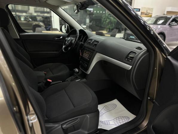 Skoda Yeti I с пробегом 2012 года, цена 1 570 000 рублей, 53425 км, внедорожник, Автокод Объявления