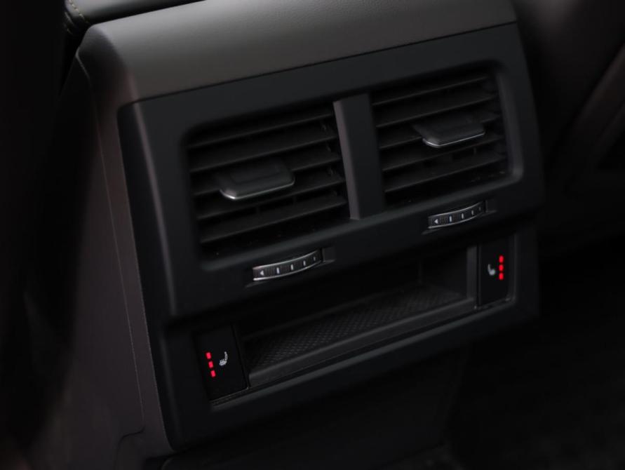 Volkswagen Touareg III Санкт-Петербург  - изображение 26