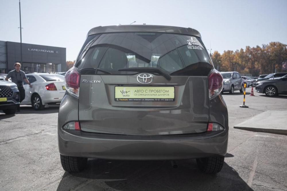 Toyota Ractis II Иркутск  - изображение 6