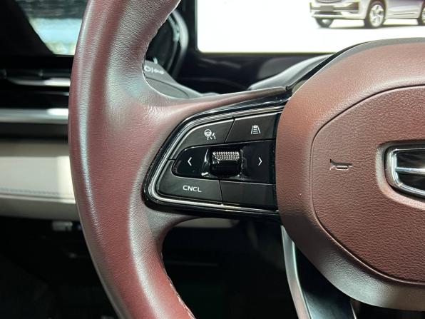 Geely Monjaro I с пробегом 2023 года, цена 2 920 000 рублей, 141200 км, внедорожник, Автокод Объявления