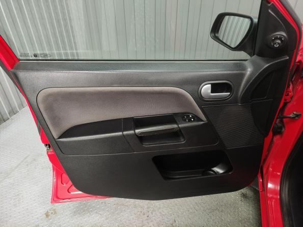 Ford Fusion I Рестайлинг с пробегом 2007 года, цена 423 000 рублей, 113197 км, хэтчбек, Автокод Объявления
