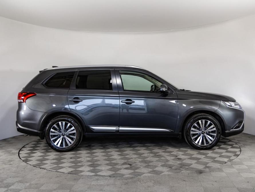 Mitsubishi Outlander III Рестайлинг 3 Санкт-Петербург  - изображение 4