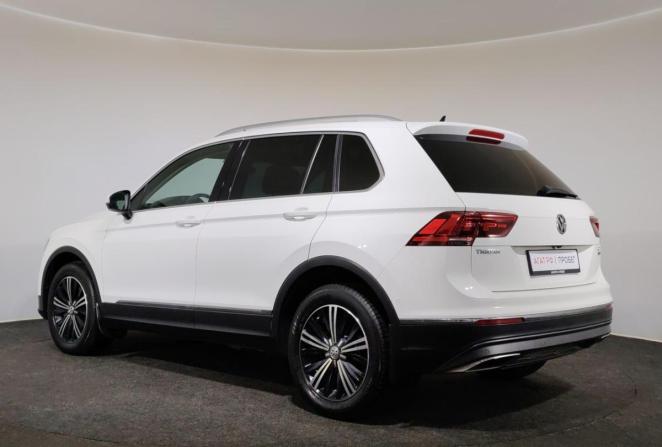 Volkswagen Tiguan II с пробегом 2017 года, цена 2 400 000 рублей, 175235 км, внедорожник, Автокод Объявления