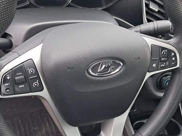 Lada (ВАЗ) Vesta I с пробегом 2021 года, цена 1 025 000 рублей, 84220 км, седан, Автокод Объявления